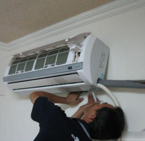 家用空调风管机维修案例